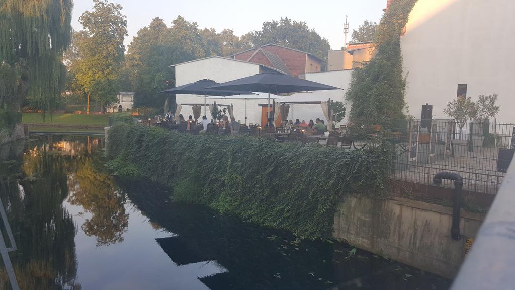 Hotel & Restaurant "Deutscher Kaiser" 페를레베르크 외부 사진
