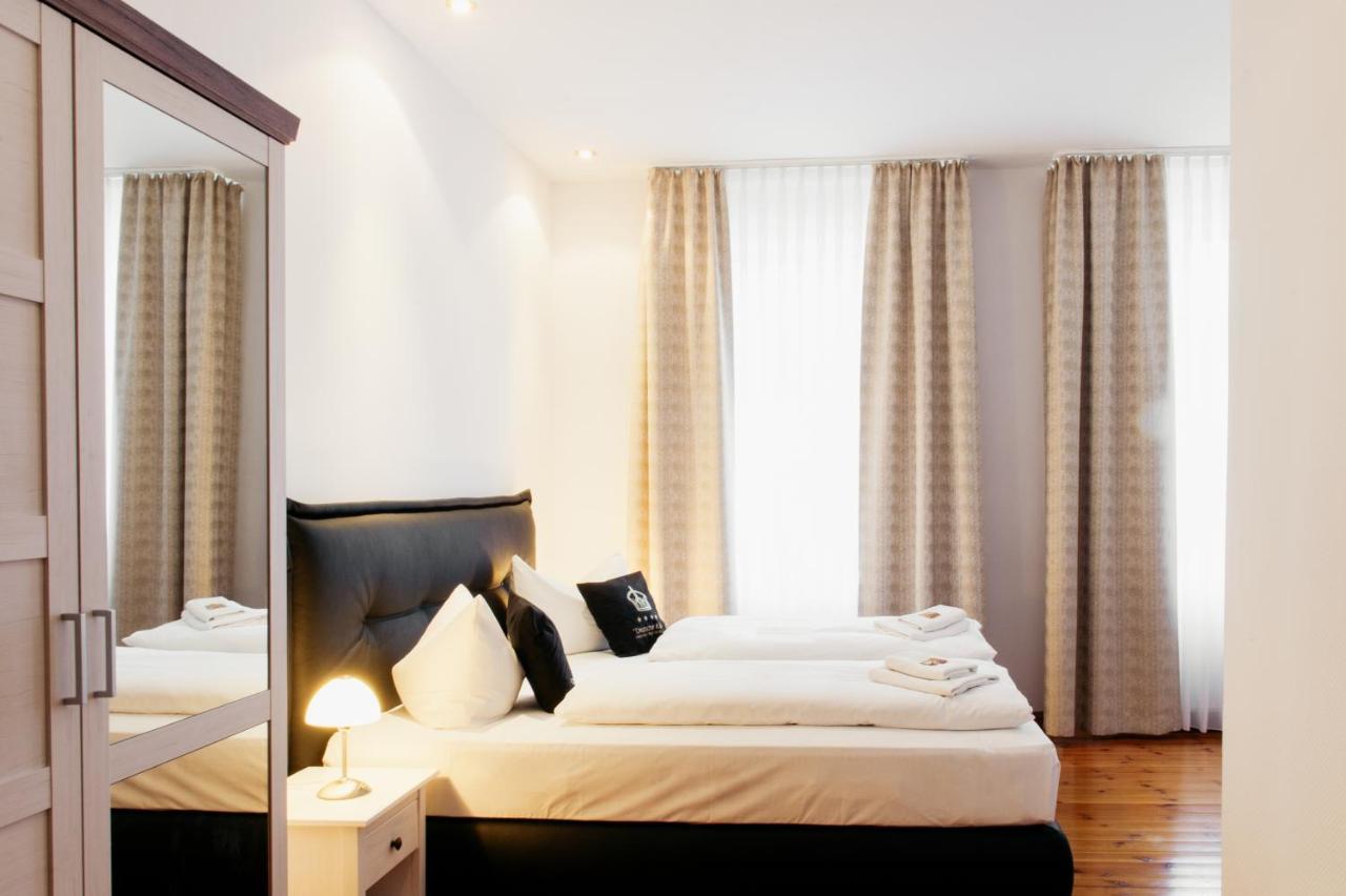 Hotel & Restaurant "Deutscher Kaiser" 페를레베르크 외부 사진
